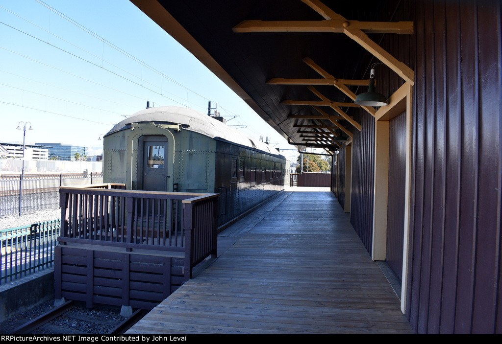 Another view of the station building at the Santa Clara Caltrain Station 